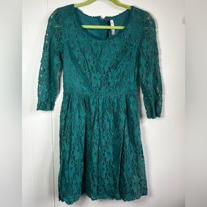 Kensie Teal Lace Lined Women’s Mini Dress Size Small EUC